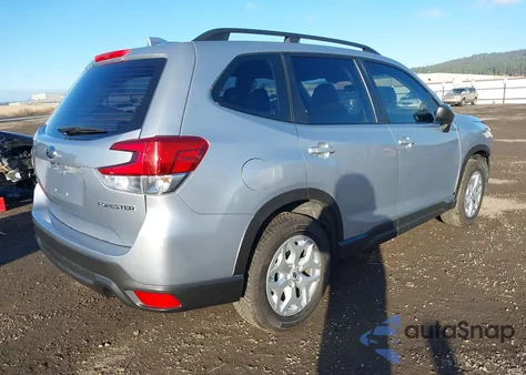 2021 Subaru Forester z USA, uszkodzony, nr VIN JF2SKADC3MH476605